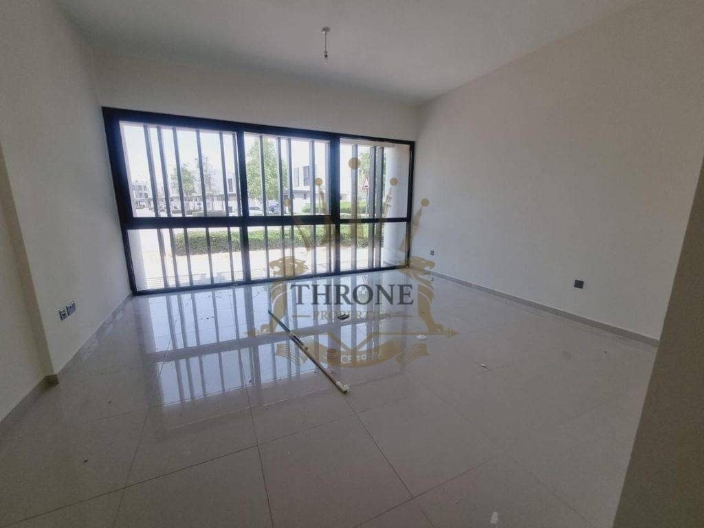 6 Bedroom Villa for Rent in DAMAC Hills 2 (Akoya by DAMAC) - Photo 7 | Throne Properties