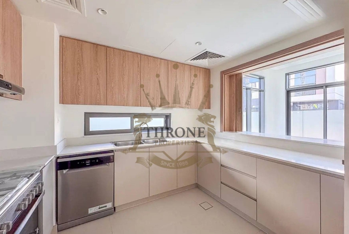 4 Bedroom Villa for Rent in Dubai South - Photo 2 | Throne Properties