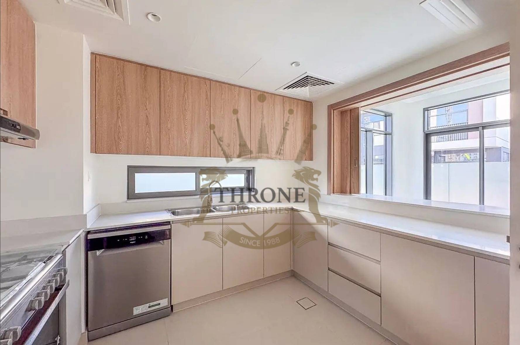 4 Bedroom Villa for Rent in Dubai South - Photo 2 | Throne Properties